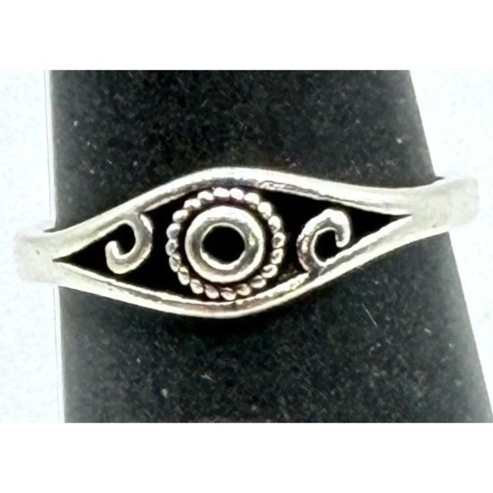 Black‎ Rose & Swirl Ring Size 5.5 Boho Stackable Set Dainty Minimalist